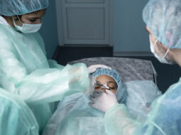 Dr. Kamran Massoumi-Cataract Surgery